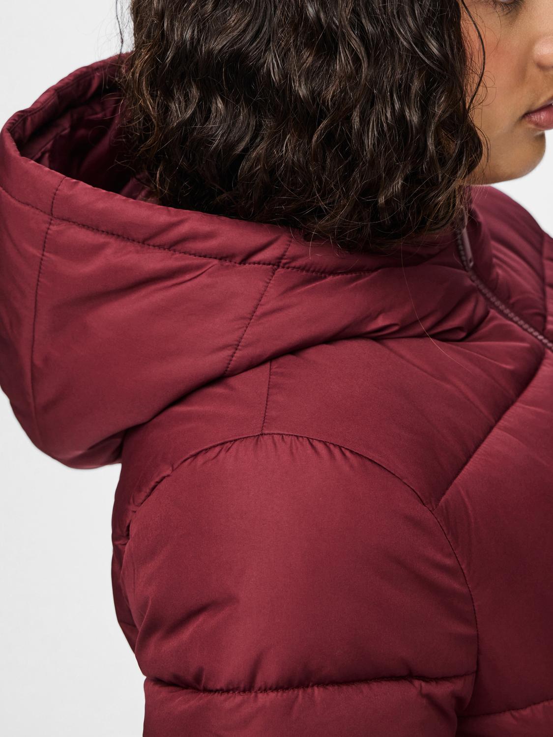 model_shot-detail